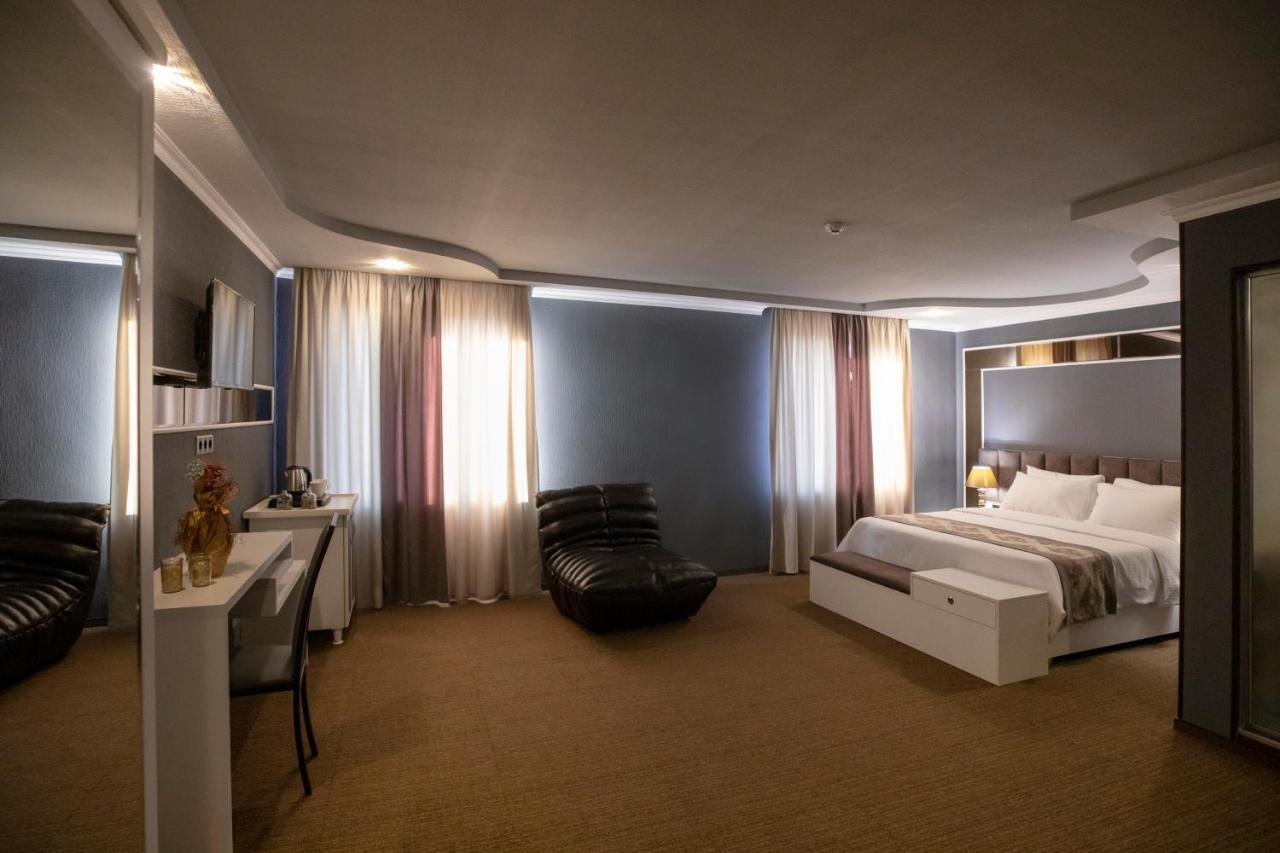 Georgia Gold Hotel Gori Ngoại thất bức ảnh