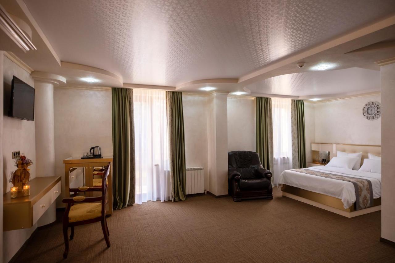 Georgia Gold Hotel Gori Ngoại thất bức ảnh